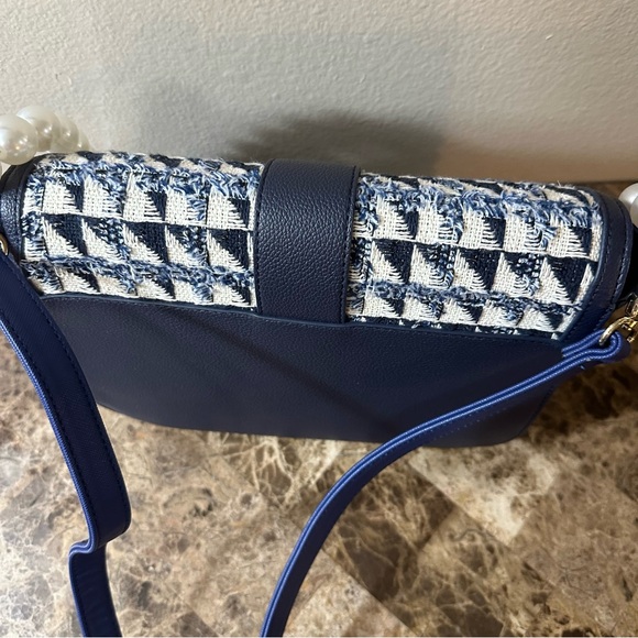 Cato Blue Faux Tweed Purse With Blue And Pearl Straps - Picture 7 of 14